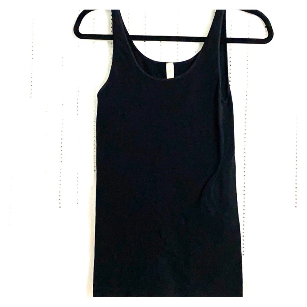 Undergarment style tank for smooth fit